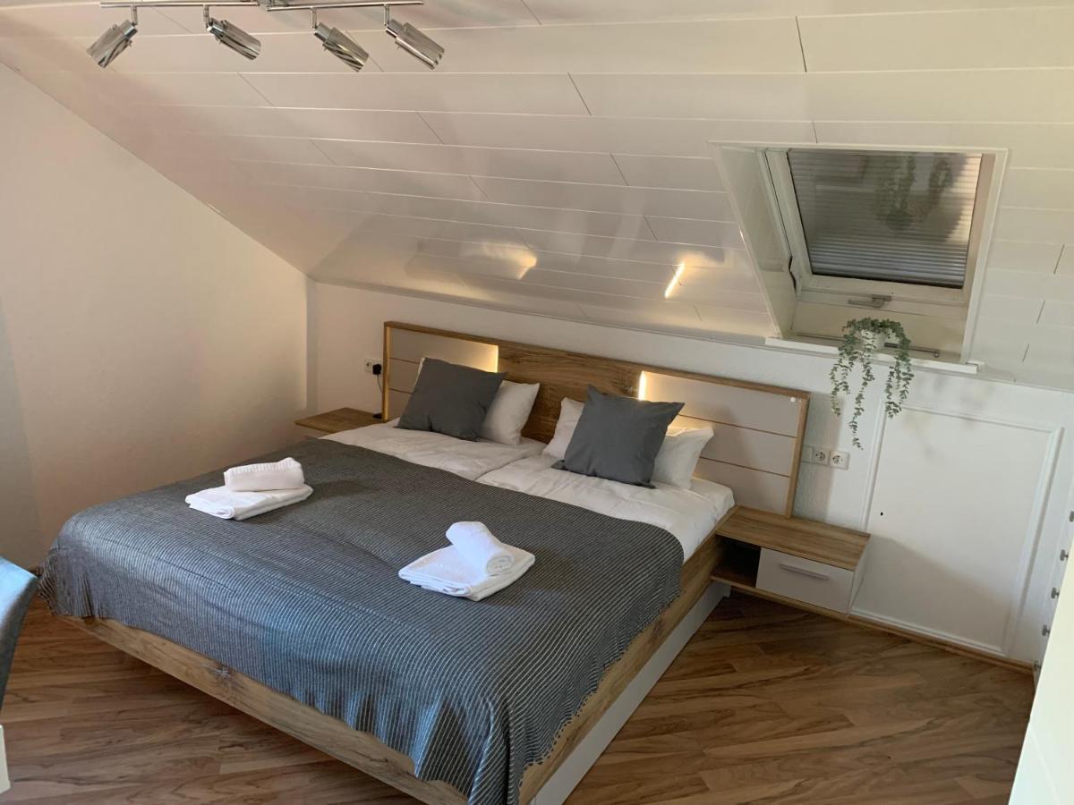 2 Zimmer Ferienwohnung Obersulm Ngoại thất bức ảnh